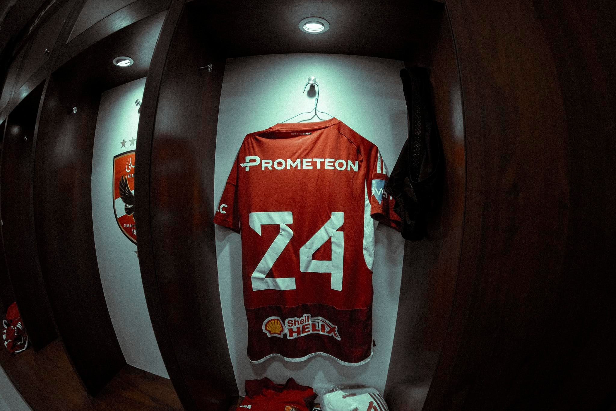 غرفة ملابس الاهلي (11) غرفة ملابس الاهلي (11)