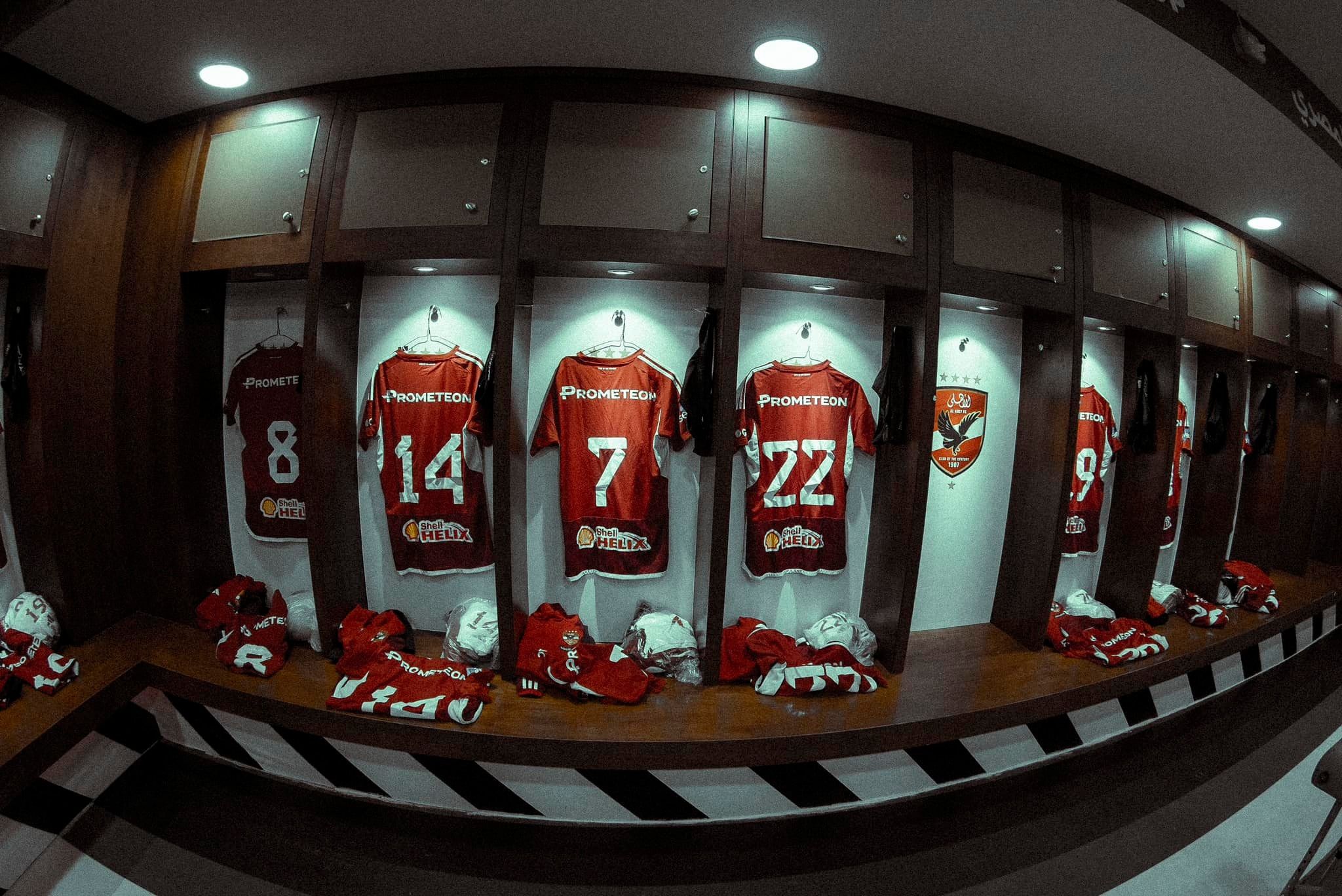 غرفة ملابس الاهلي (10) غرفة ملابس الاهلي (10)