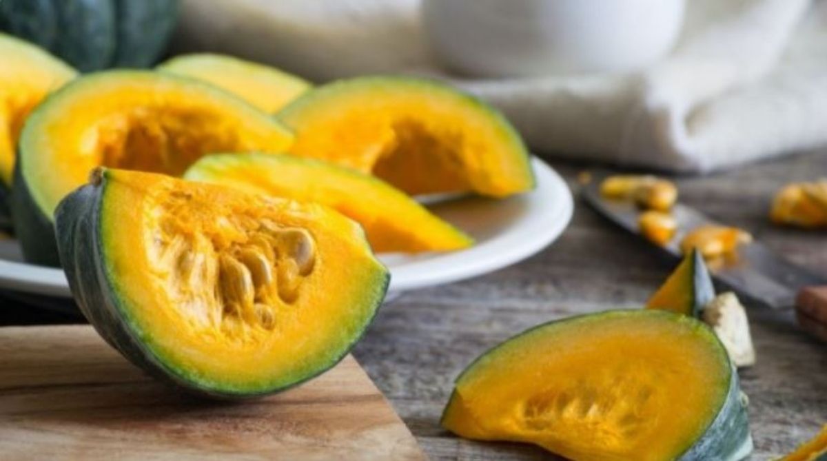 هل تفكر بإنقاص وزنك؟ تناول اليقطين لإذابة الدهون كما يقول خبراء التغذية ) هل تفكر بإنقاص وزنك؟ تناول اليقطين لإذابة الدهون كما يقول خبراء التغذية