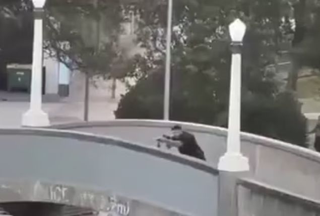 مطلق النار مطلق النار