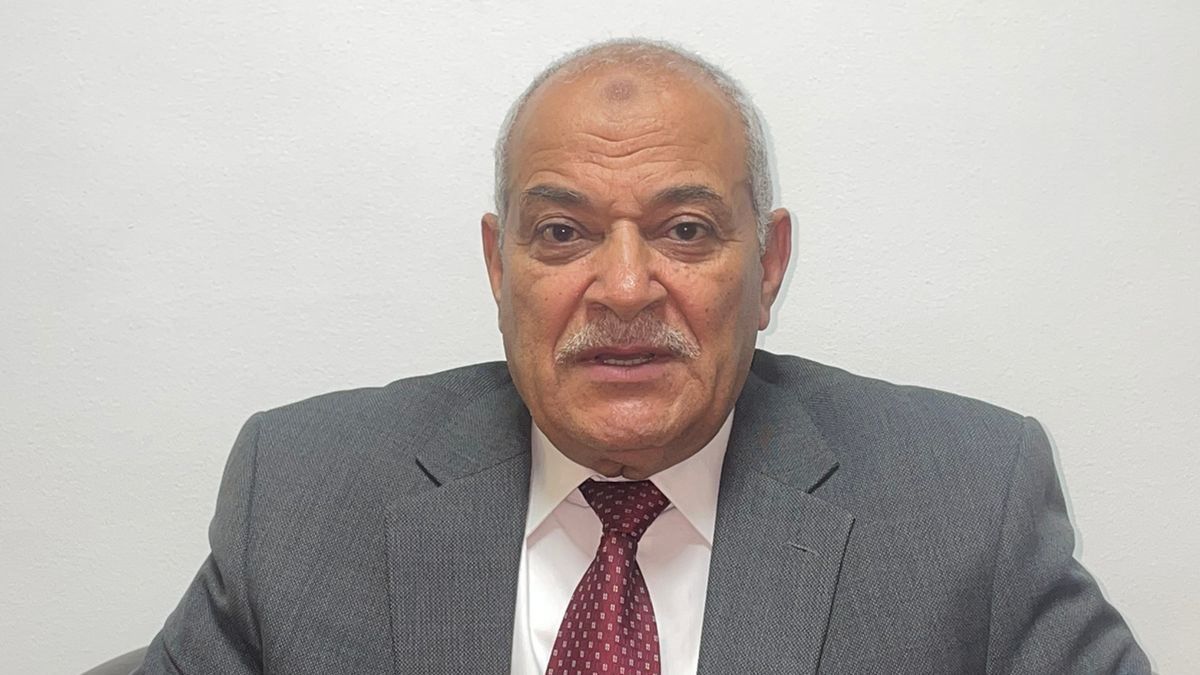 الدكتور عبد العزيز السيد، فيتو