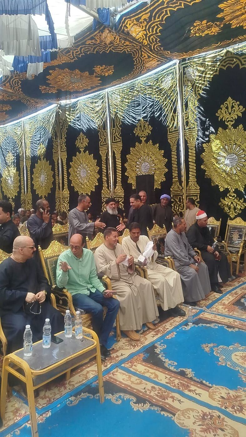 الكفن ينهي خصومة ثأرية بين عائلتين في قنا 