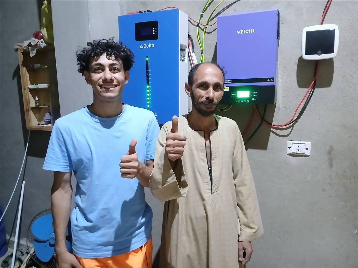 أول منزل يعمل بالكامل بالطاقة الشمسية في المنيا