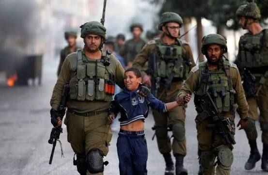 اعتقال الأطفال الفلسطينيين جزء من آلة التخويف الإسرائيلية