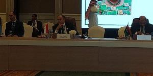 وزير
      الصناعة
      يؤكد
      أهمية
      وضع
      أجندة
      تجارية
      طموحة
      وتبني
      موقف
      عربي
      موحد