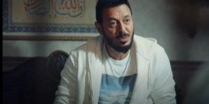 شاهد
      مسلسل
      المعلم
      الحلقة
      الخامسة،
      انهيار
      هاجر
      أحمد
      بسبب
      والدها