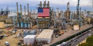 تراجع
      مخزونات
      النفط
      الأمريكية
      بـ3.4
      مليون
      برميل