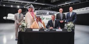 الخطوط
      السعودية
      توقع
      أكبر
      طلبية
      عالمية
      مع
      "ليليوم"
      لشراء
      100
      طائرة
      كهربائية