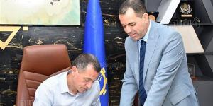 لتحسين الخدمات المقدمة للمواطنين، محافظ أسوان يصدر حركة تغييرات بالوحدة المحلية لمركز إدفو