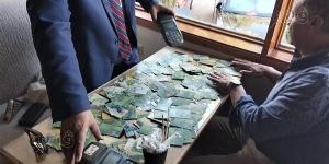 ضبط صاحب مخبز بحوزته 250 بطاقة تموينية للاستيلاء على أموال الدعم بالإسماعيلية