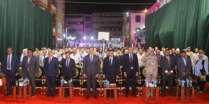 محافظ دمياط يفتتح معرض "مدرستي عنواني" ويكرم الطلاب المتفوقين والمتميزين (صور)