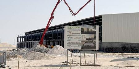 استثمارات
      مدينة
      الملك
      سلمان
      للطاقة
      تتخطى
      حاجز
      12
      مليار
      ريال