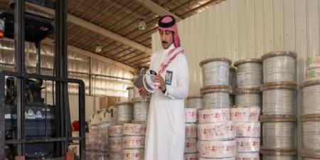 تنفيذ
      حملة
      رقابية
      على
      المنشآت
      المخالفة
      الواقعة
      خارج
      المدن
      الصناعية
      بالمملكة
