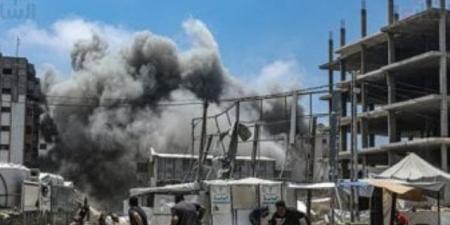 غارات وقصف إسرائيلى جنوب ووسط قطاع غزة وسط أزمة صحية خانقة