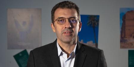 العواصف الرقمية وولادة الأخبار الكاذبة