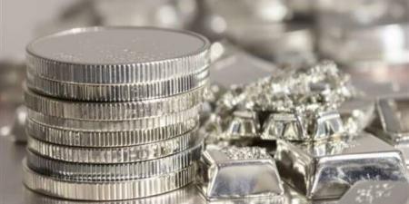 أسعار الفضة.. خسائر قياسية بأكثر من 30% في ساعات