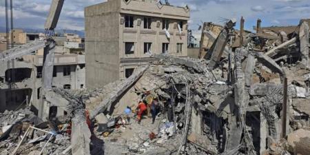 غارات أمريكية إسرائيلية على مجمّعات للصلب في إيران