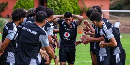 الأهلي ينهي مرانه في إسبانيا استعدادًا لمواجهة فريق يوروبا الودية
