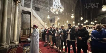 موعد أذان العشاء اليوم السبت 15 - 8 - 2026 في القاهرة والمحافظات
