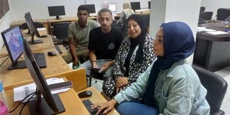 مكتب التنسيق الفرعي بجامعة القناة يسجل 20 طلبا لتقليل الاغتراب اليوم الأحد