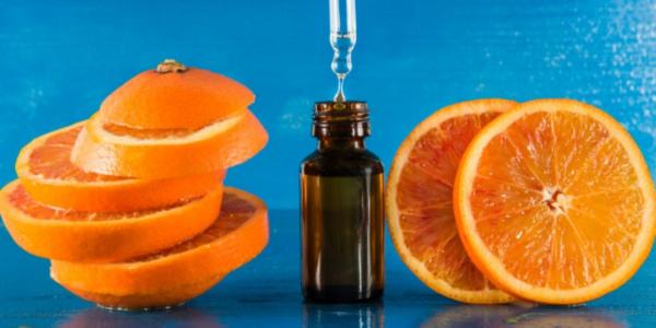 ماذا
تعرف
عن
زيت
البرتقال
العطري..
13
فائدة
مذهلة