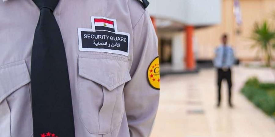 مطلوب
      أفراد
      امن
      للعمل
      فورا
      بشركة
      كانستارز
      للأمن
      والحراسة
      للمؤهلات
      المتوسطة