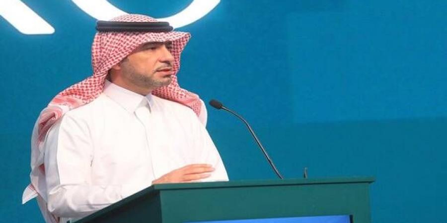 وزير
      البلديات
      والإسكان
      يوقع
      عقد
      مشروع
      في
      القصيم
      بتكلفة
      278
      مليون
      ريال