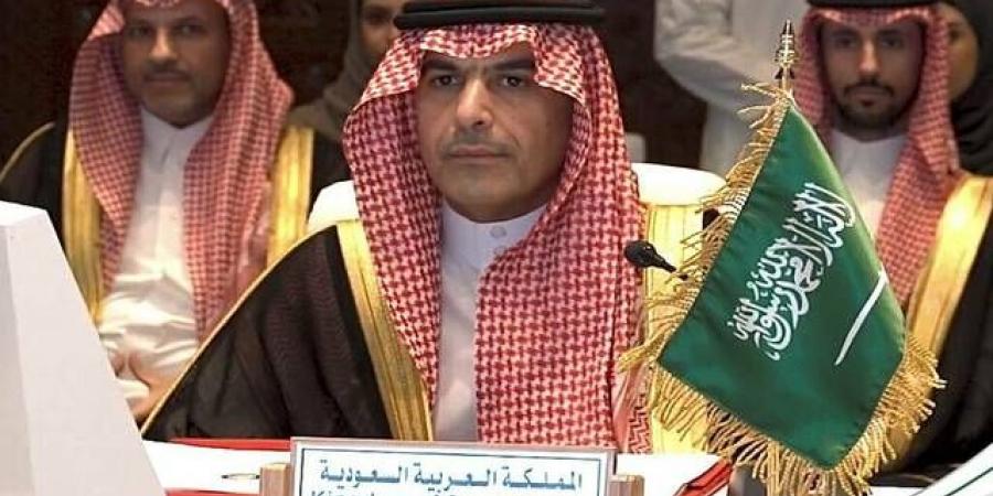 أيمن
      السياري:
      اقتصاد
      السعودية
      لا
      يزال
      متوازناً
      وقوياً
      برغم
      التوترات
      الجيوسياسية