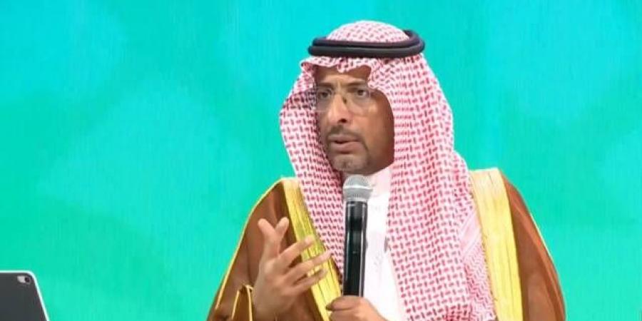 الخريف:
      السعودية
      والإمارات
      في
      وضع
      جيد
      يمكّنهم
      من
      الاستمرار
      في
      الاستثمار