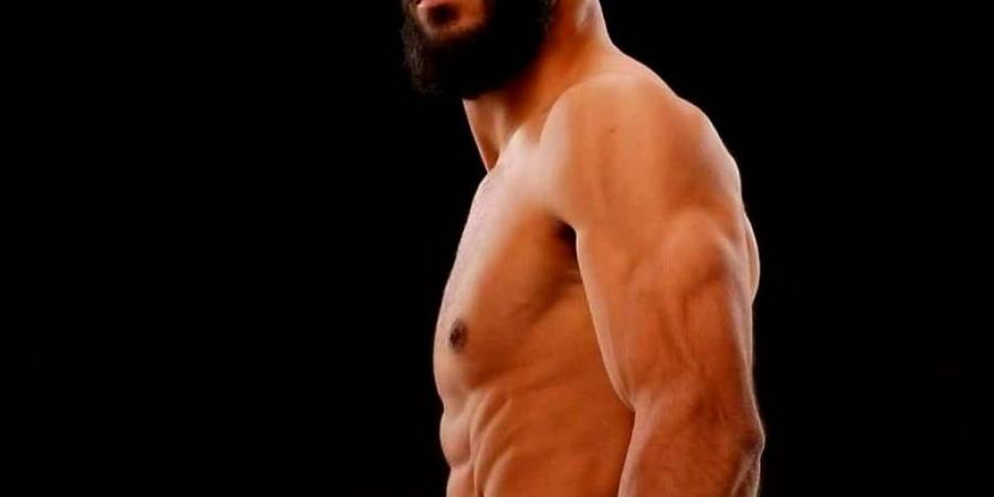 "الكوبرا" الأردني عبد الرحمن الحياصات " لحيتي التزام " وهذا هو سبب لقبي 