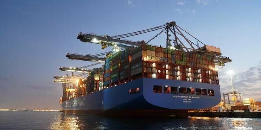 "موانئ"
      تضيف
      خدمة
      الشحن
      "FRS1"
      إلى
      ميناء
      جدة
      لتعزيز
      الربط
      الإقليمي
      والدولي