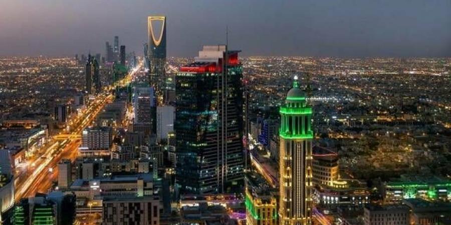 موديز:
      السعودية
      تحافظ
      على
      نمو
      اقتصادي
      يصل
      إلى
      5.5%
      في
      العقد
      القادم