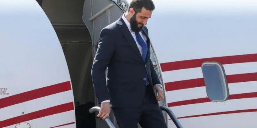 الشرع يصل واشنطن في أول زيارة رسمية لرئيس سوري منذ 1946