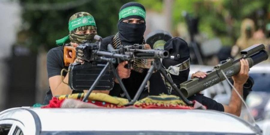 مصدر: حماس تبحث "تجميد السلاح" في القاهرة ووضعه عهدة لدى منظمة التحرير