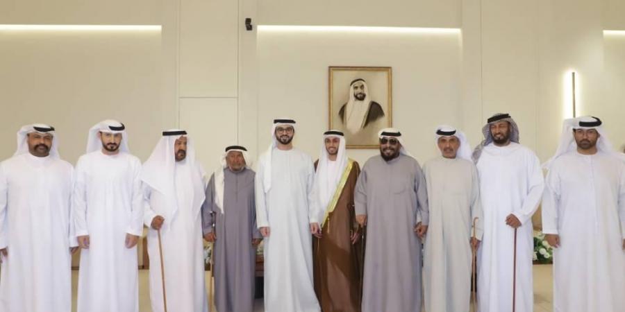 سلطان بن حمدان بن زايد يحضر أفراح المنصوري