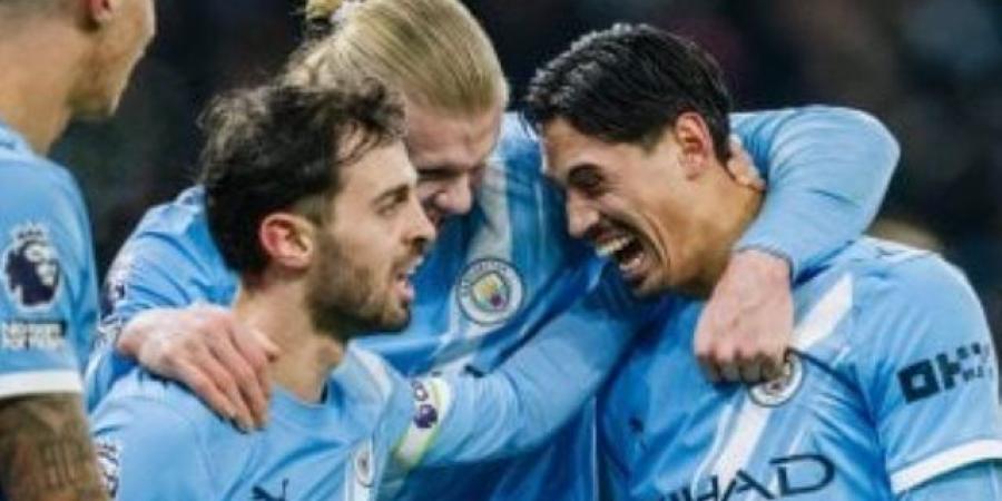 تشكيل مباراة توتنهام ضد مان سيتي فى قمة الدوري الإنجليزي.. مرموش احتياطيًا