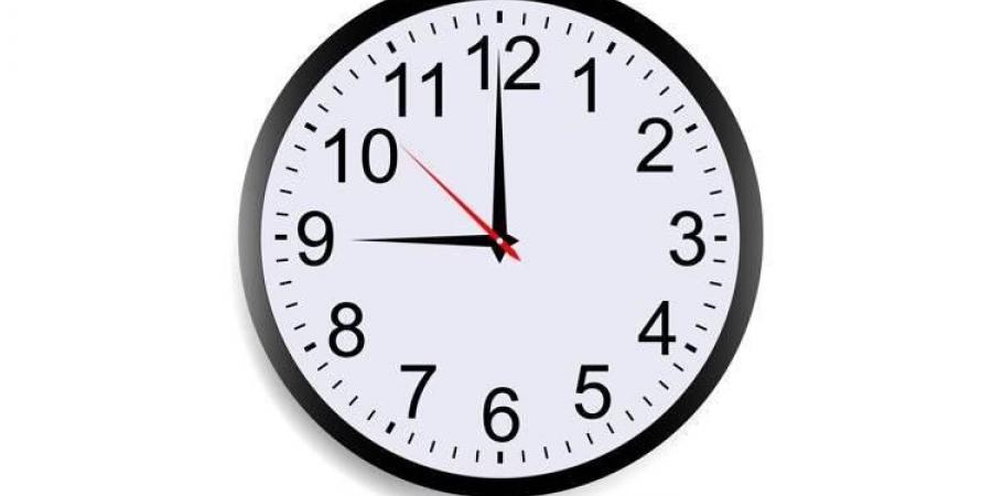 للاحتفال.. الحكومة المصرية تبحث تجميد غلق المحال مبكراً لمدة أسبوع