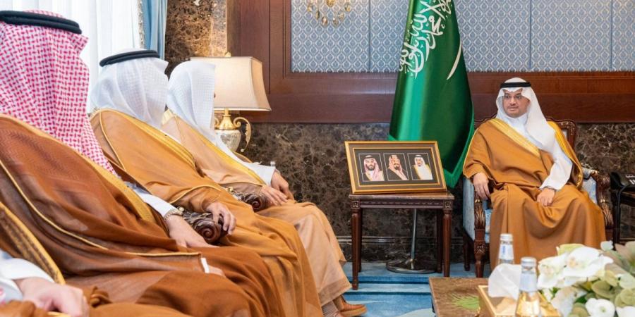 محافظ الأحساء يستقبل رئيس وأعضاء مجلس إدارة الجمعية الخيرية لتيسير الزواج ورعاية الأسرة "رعاية"