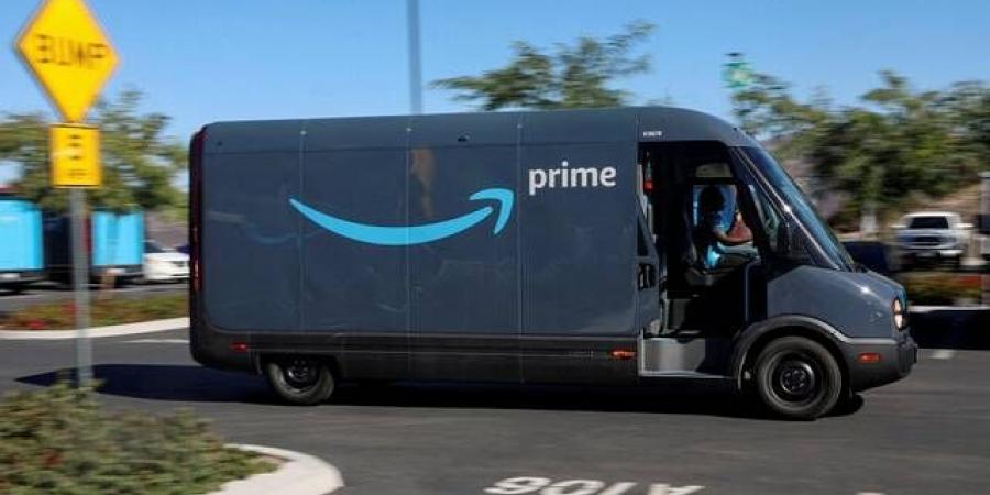 "أمازون" تعتزم فرض رسوم إضافية على البائعين بسبب أسعار النفط