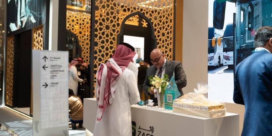 خدمات متكاملة للسفر والنقل في منتدى العمرة والزيارة