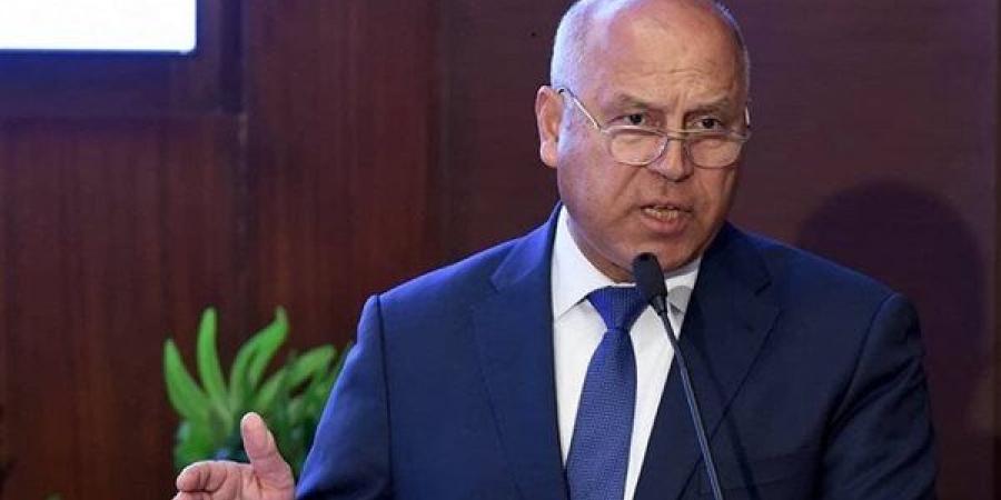 "وزارة رضي الله عنها"، نائب يفتح النار على الحكومة بسبب استحواذ النقل على 52% من القروض