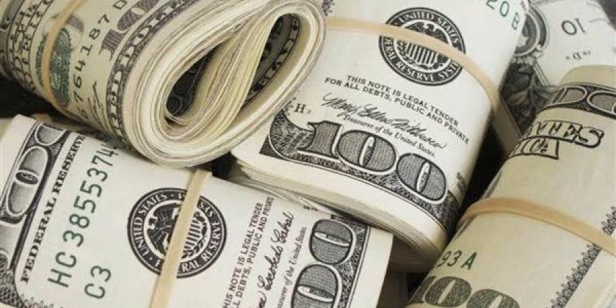 بعد التراجعات الكبيرة، سعر الدولار في البنوك صباح اليوم الخميس