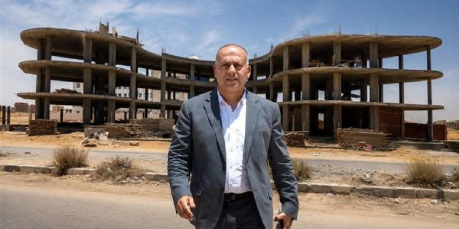 "تكريم فوق الشبهات" يثير التساؤلات في مدينة بدر، كيف يكرم "مخالف" رئيس الجهاز داخل مقر حكومي؟