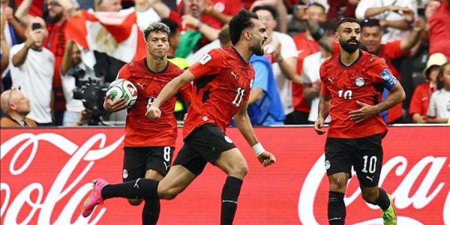شاهد رد فعل جماهير مصر بعد الفوز على نيوزيلندا ورسائل خاصة لحسام حسن (فيديو)