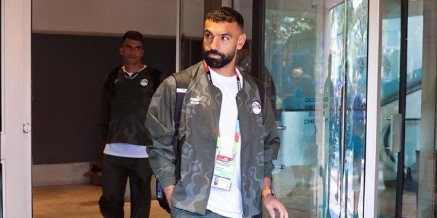 شاهد، منتخب مصر يغادر الفندق لملعب مباراته أمام نيوزيلندا (صور)