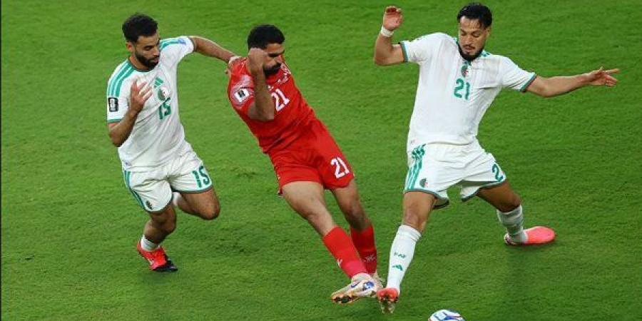 ماذا فعل منتخب الأردن في غرفة الملابس بعد الخسارة من الجزائر بكأس العالم 2026؟