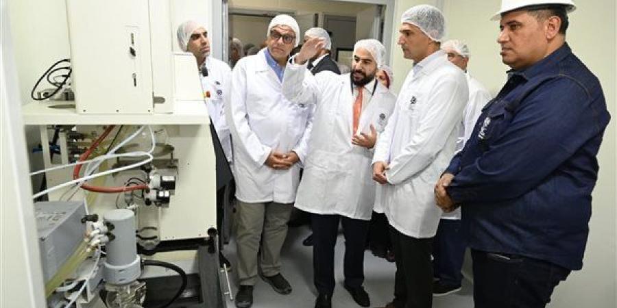 وزير الصناعة: تحفيز إقامة المشروعات الصغيرة والمتوسطة لزيادة الإنتاج المحلي وتوفير فرص العمل