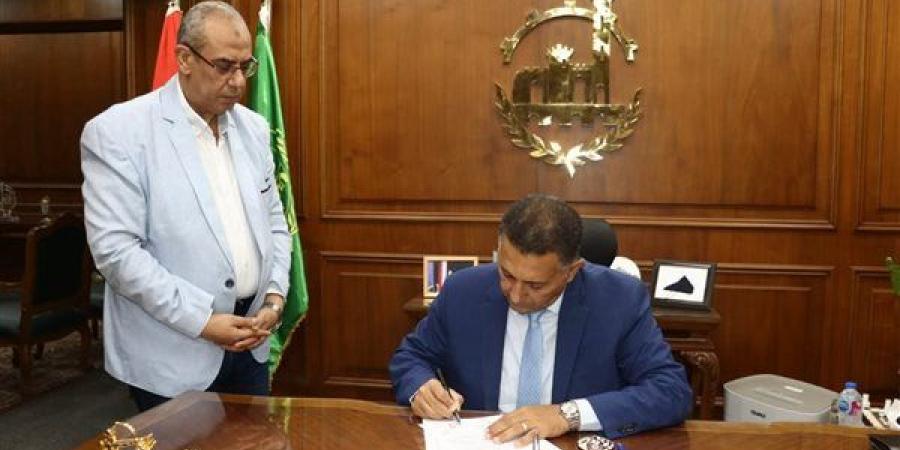 محافظ القليوبية يعتمد تنسيق القبول بالصف الأول الثانوي العام بحد أدنى 240 درجة