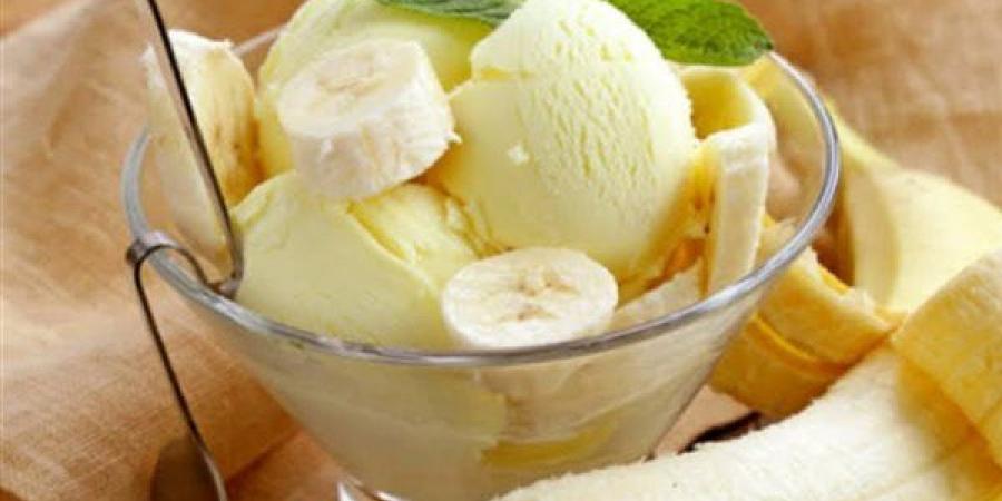 طريقة عمل آيس كريم الموز، نكهته مميزة ويعشقه الصغار