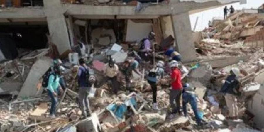 دفنهم الزلزال.. 100 فنزويلي مرحلين من أمريكا فى عداد المفقودين